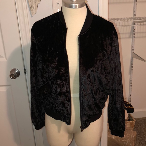 Cloud Chaser Jacket - Picture 2 of 5